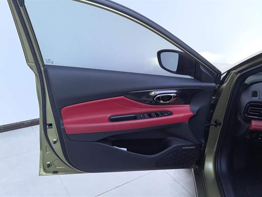 Trumpchi Shadow Leopard