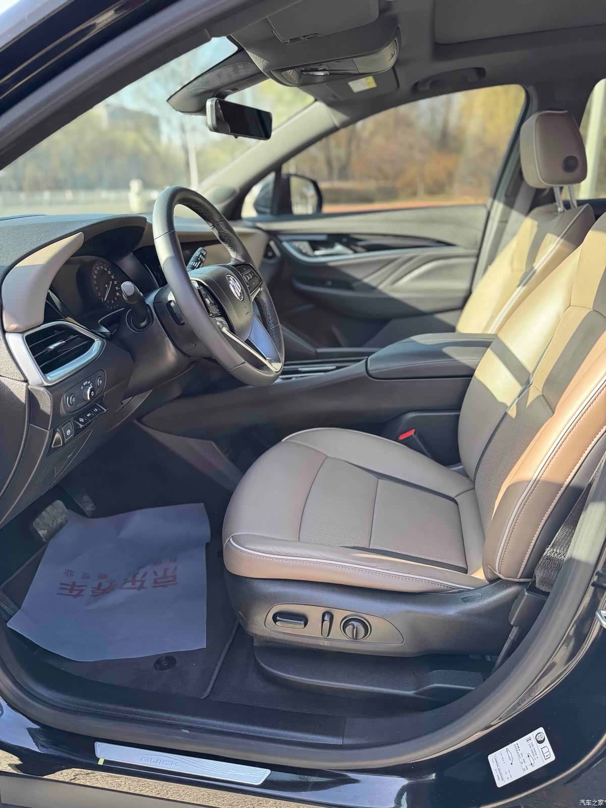 Buick Enclave, 2021 11