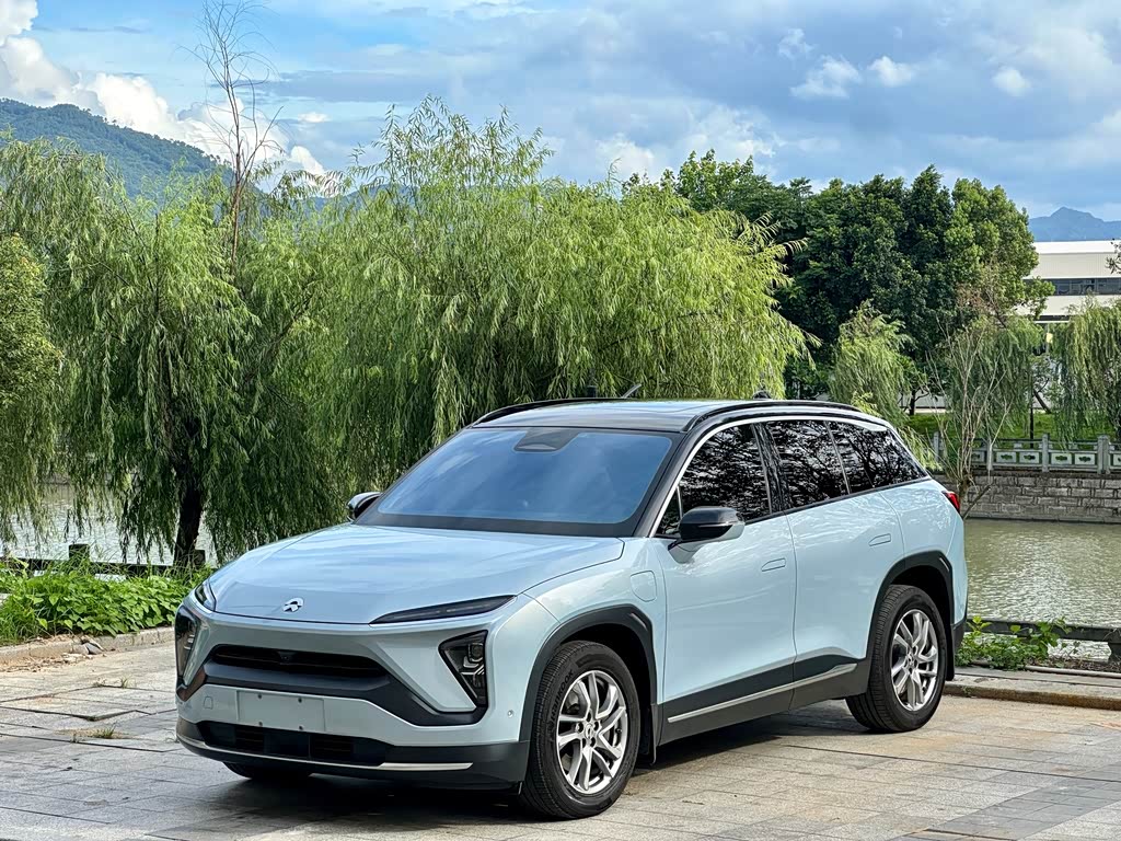 NIO ES6
