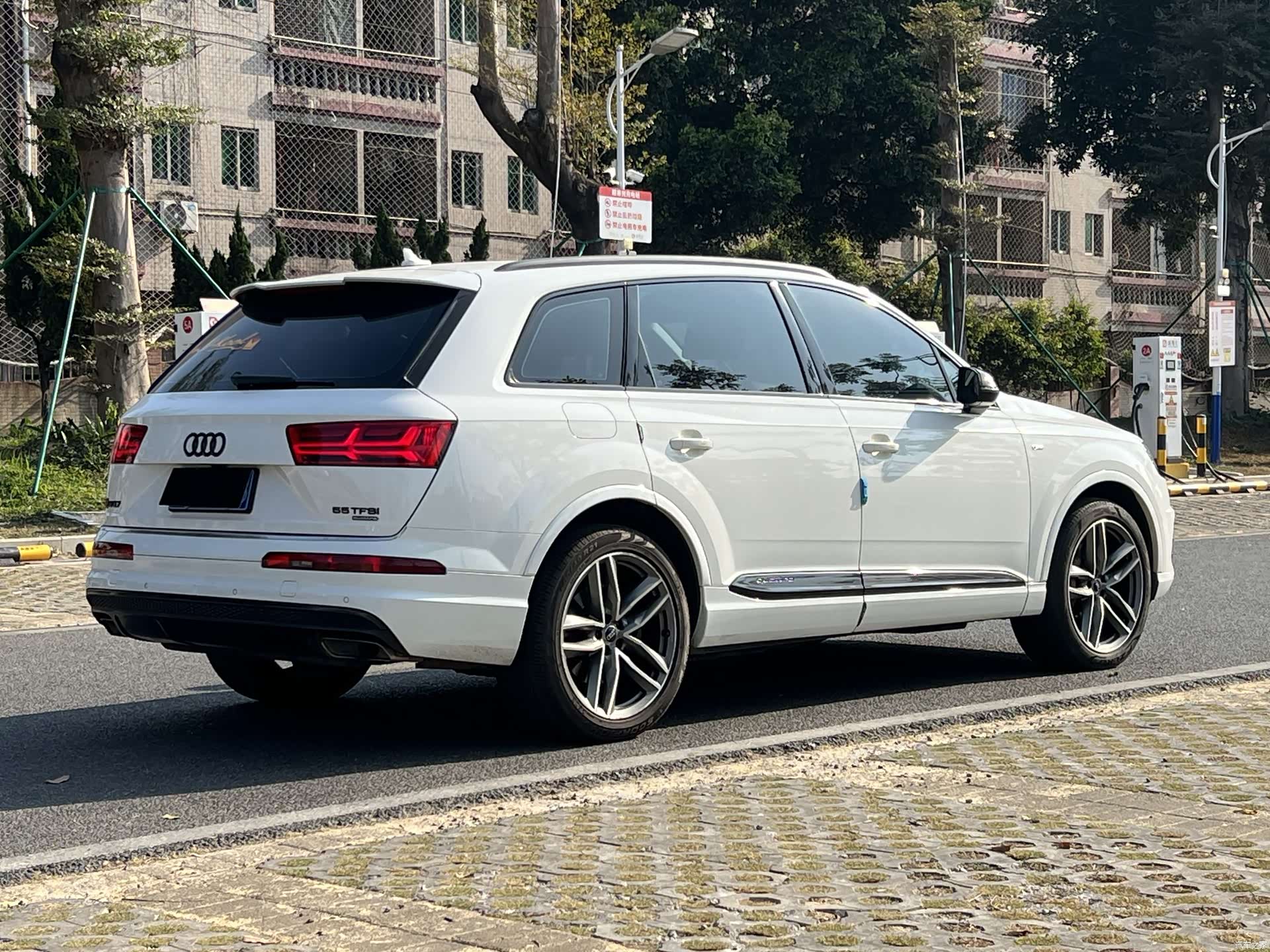Audi Q7, 2018 4