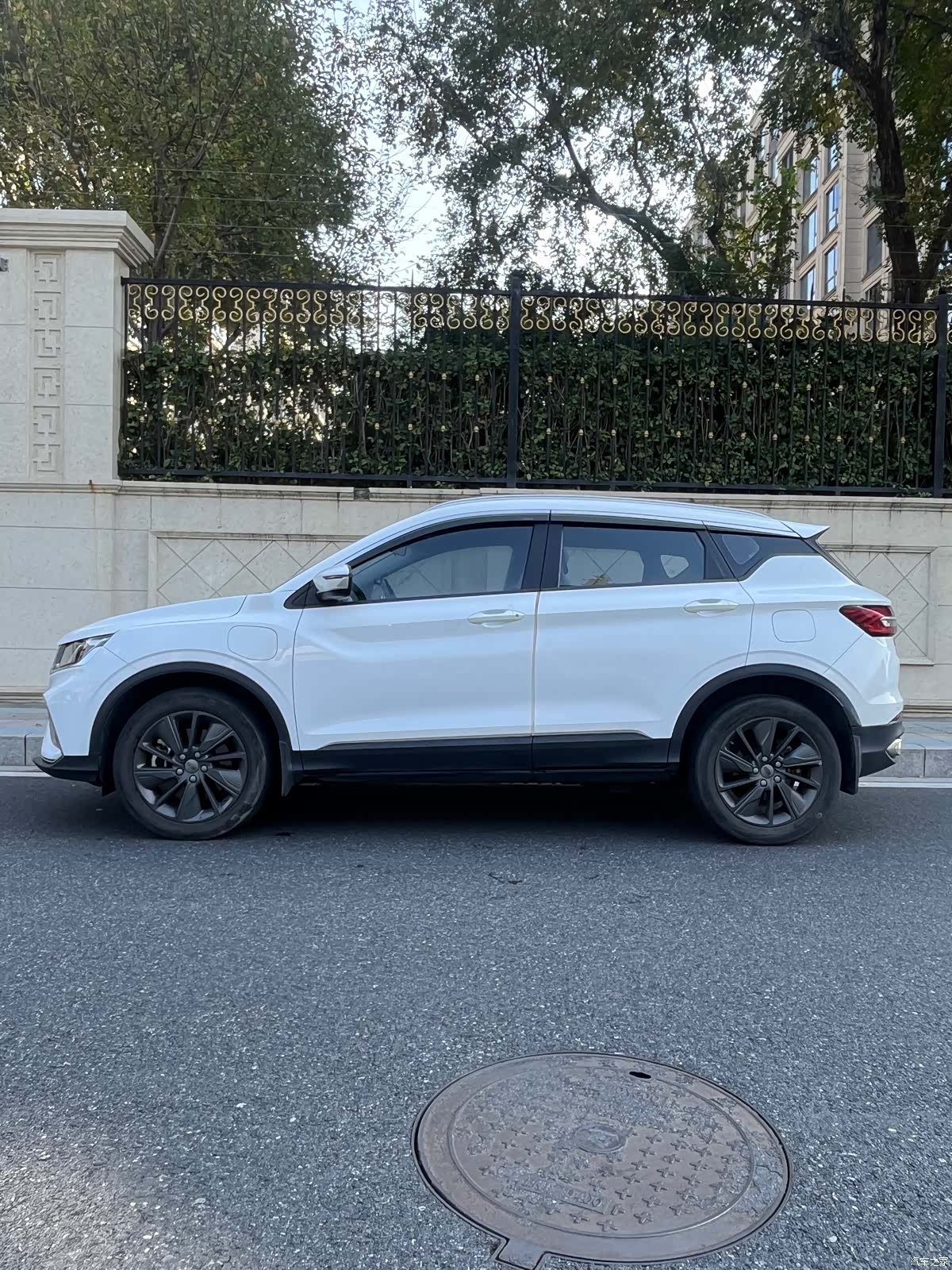 Geely Coolray, 2021 3