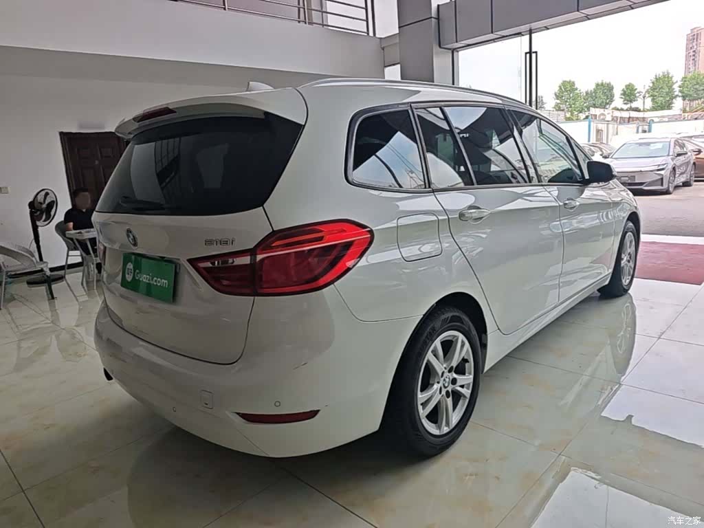 BMW 2 Series, 2018 7