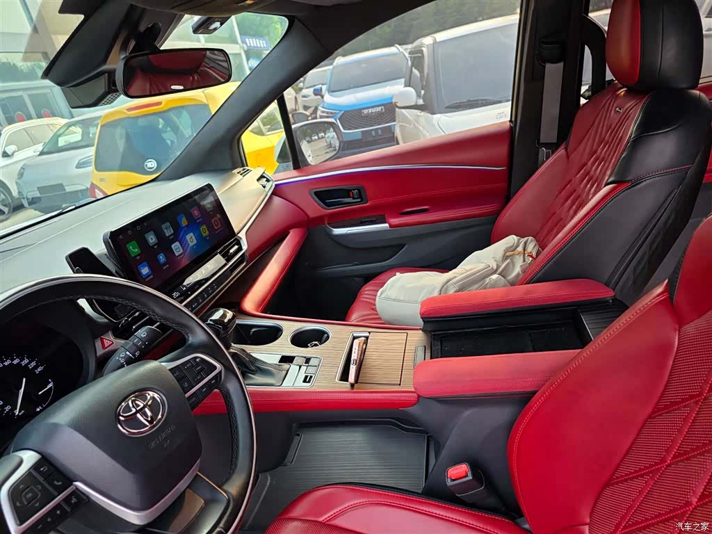 Toyota Sienna, 2022 4