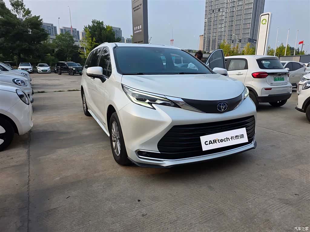 Toyota Sienna, 2022 9