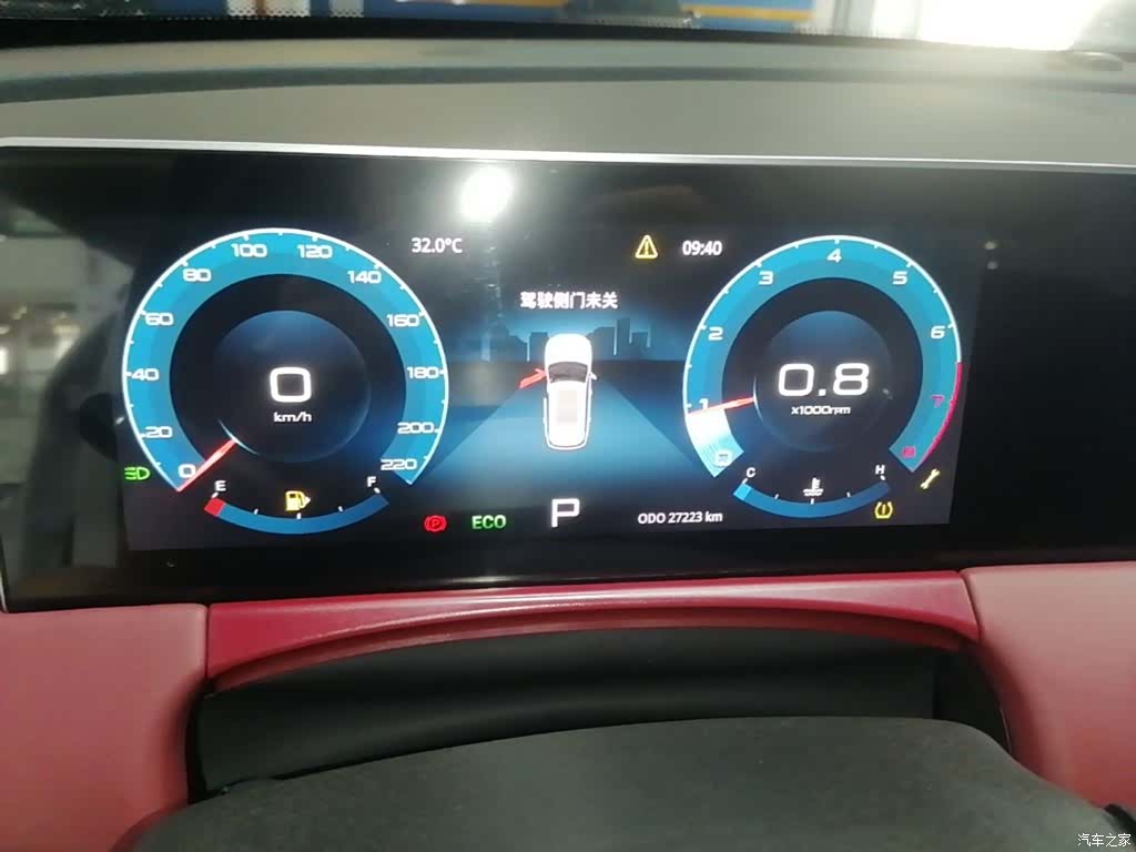 Jetour X70, 2025 12