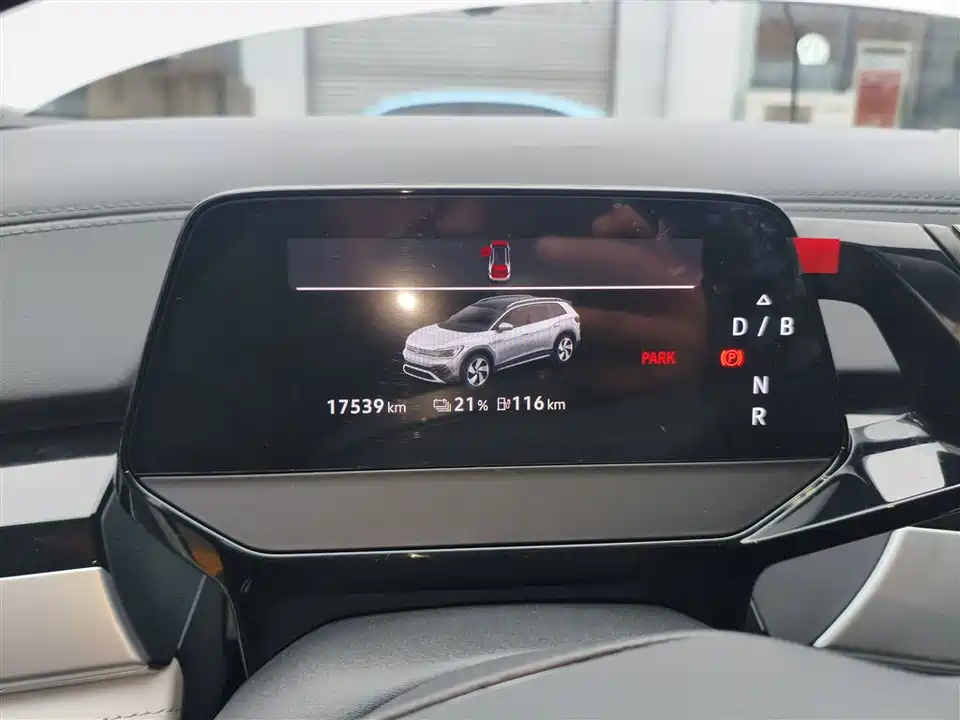 Volkswagen ID.6 CROZZ