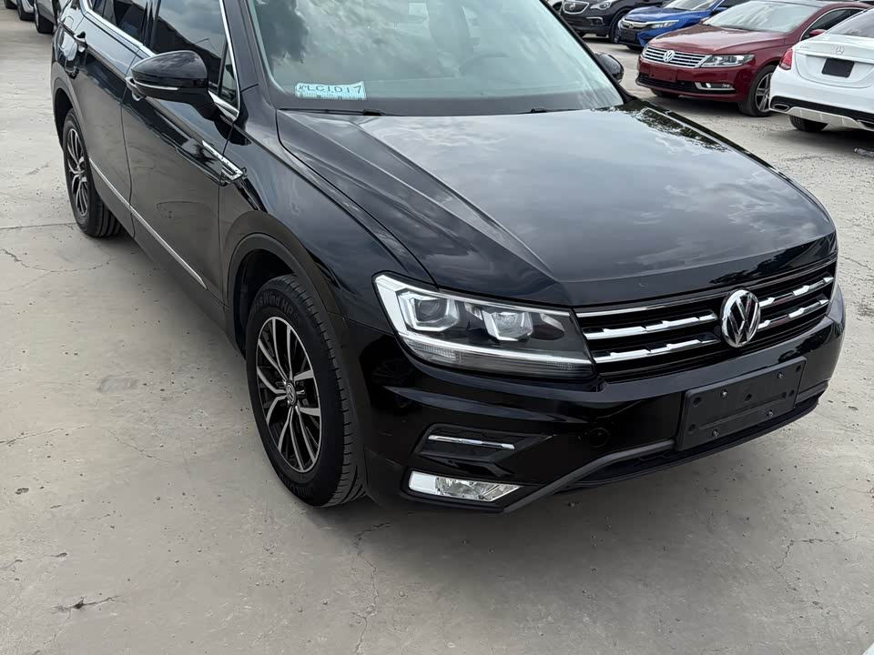 Volkswagen Tiguan L
