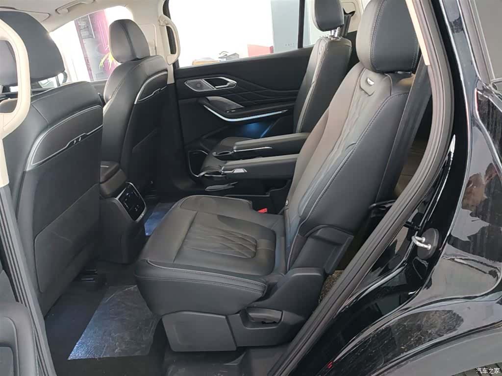 Hongqi HS7, 2024 17