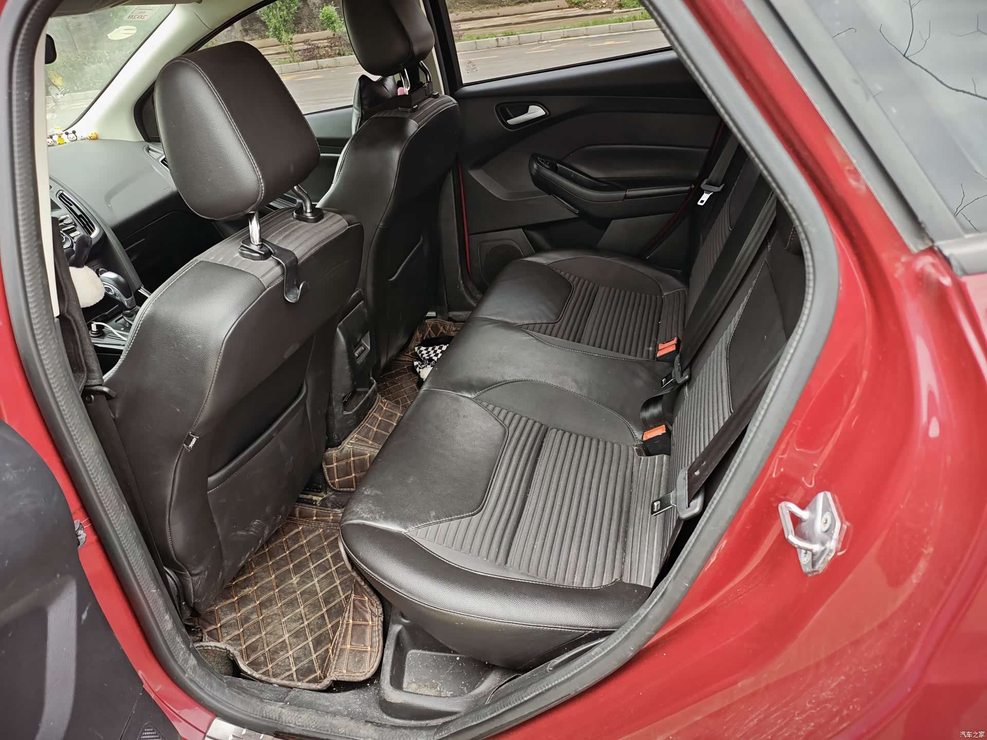Ford Focus, 2016 7
