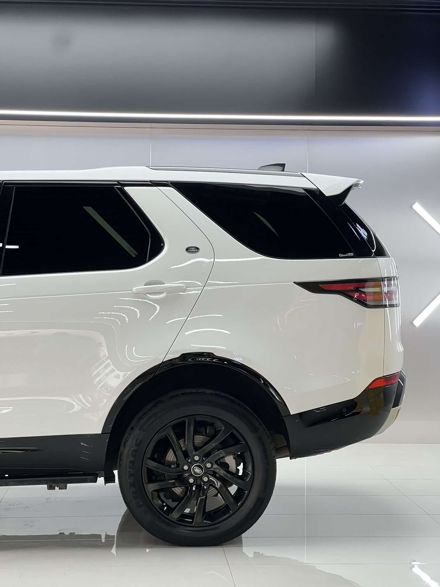 Land Rover Discovery, 2020 32