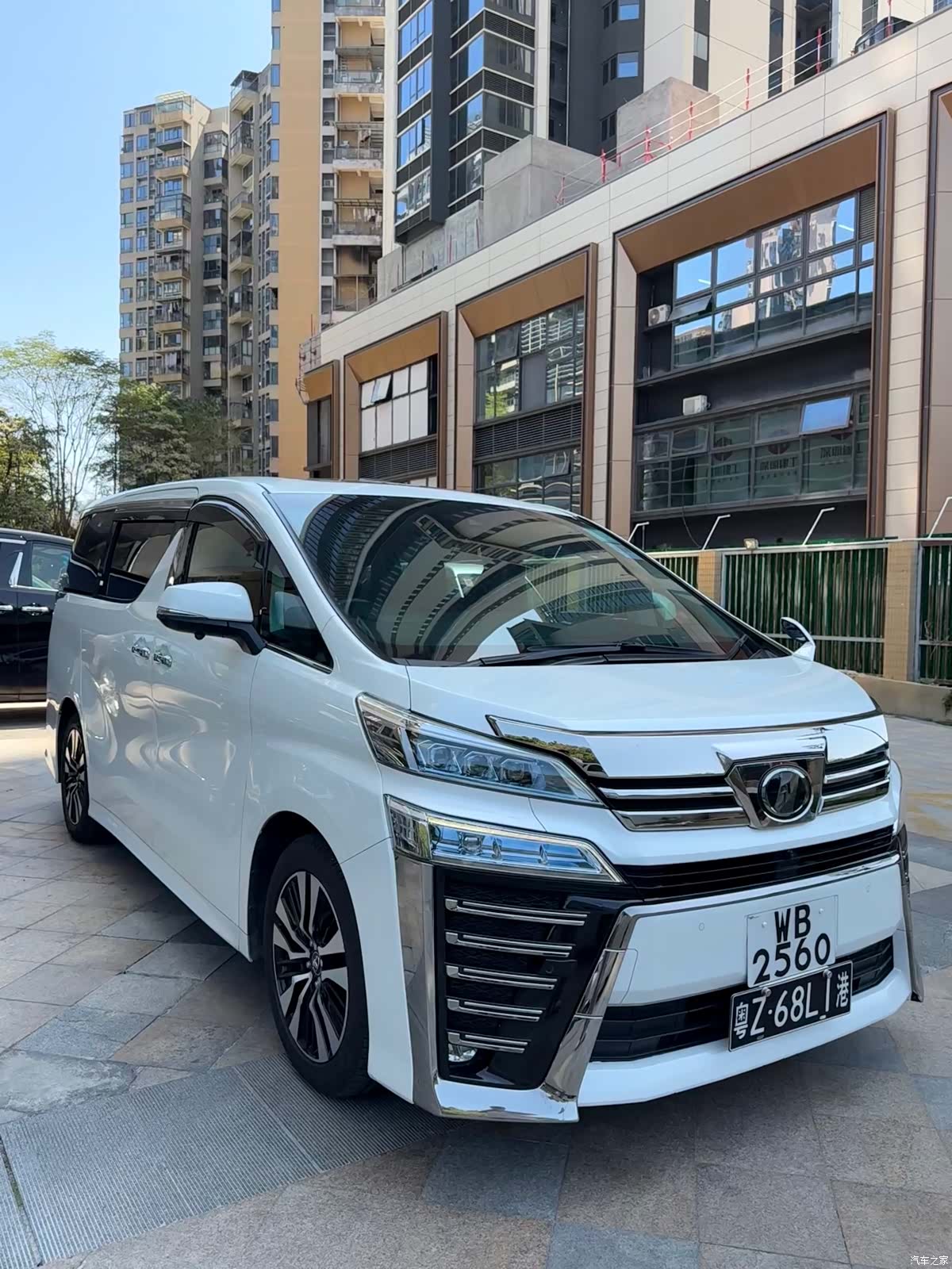 Toyota Vellfire, 2019 все фото