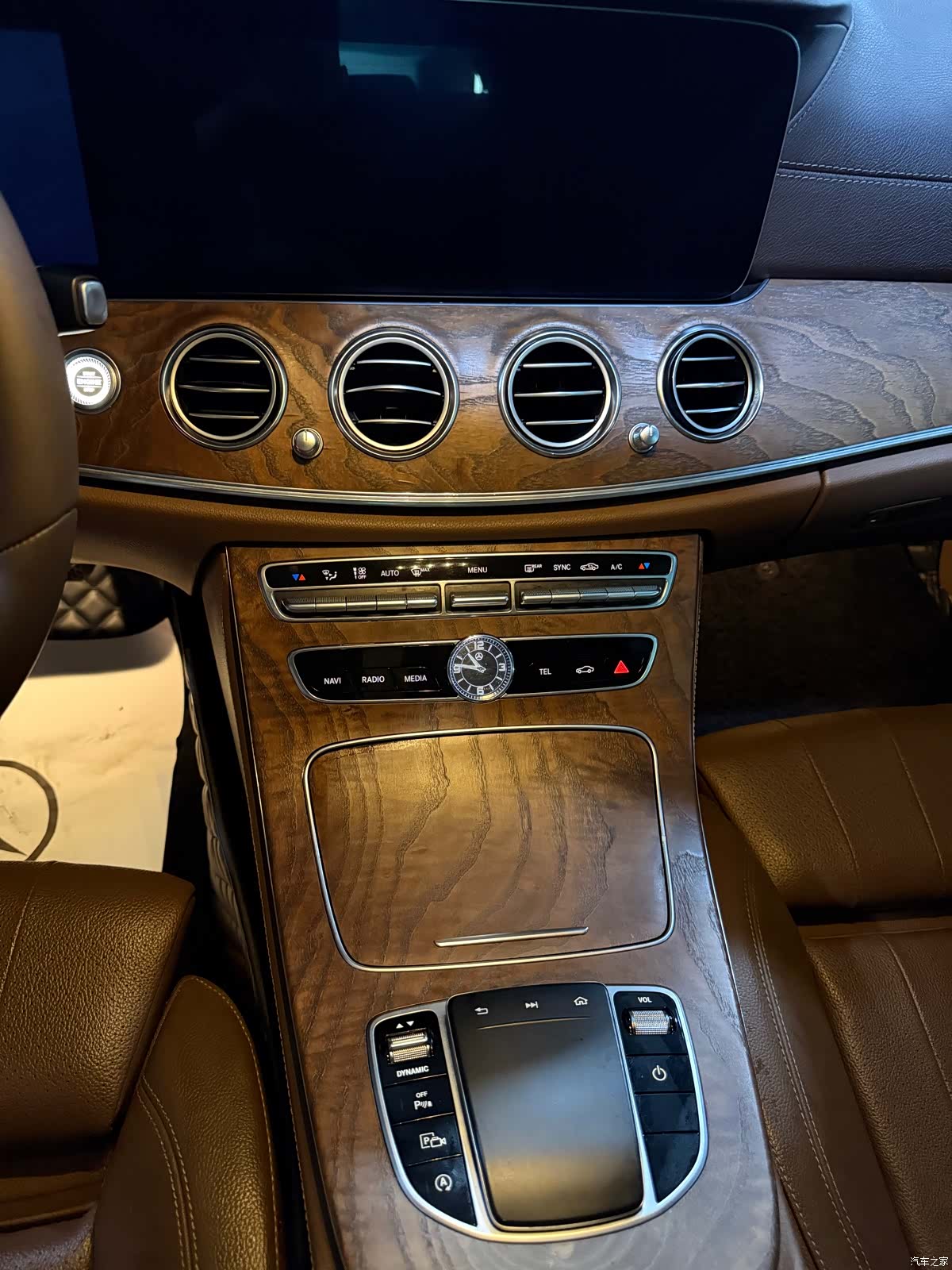 Mercedes-Benz E-Class, 2019 7