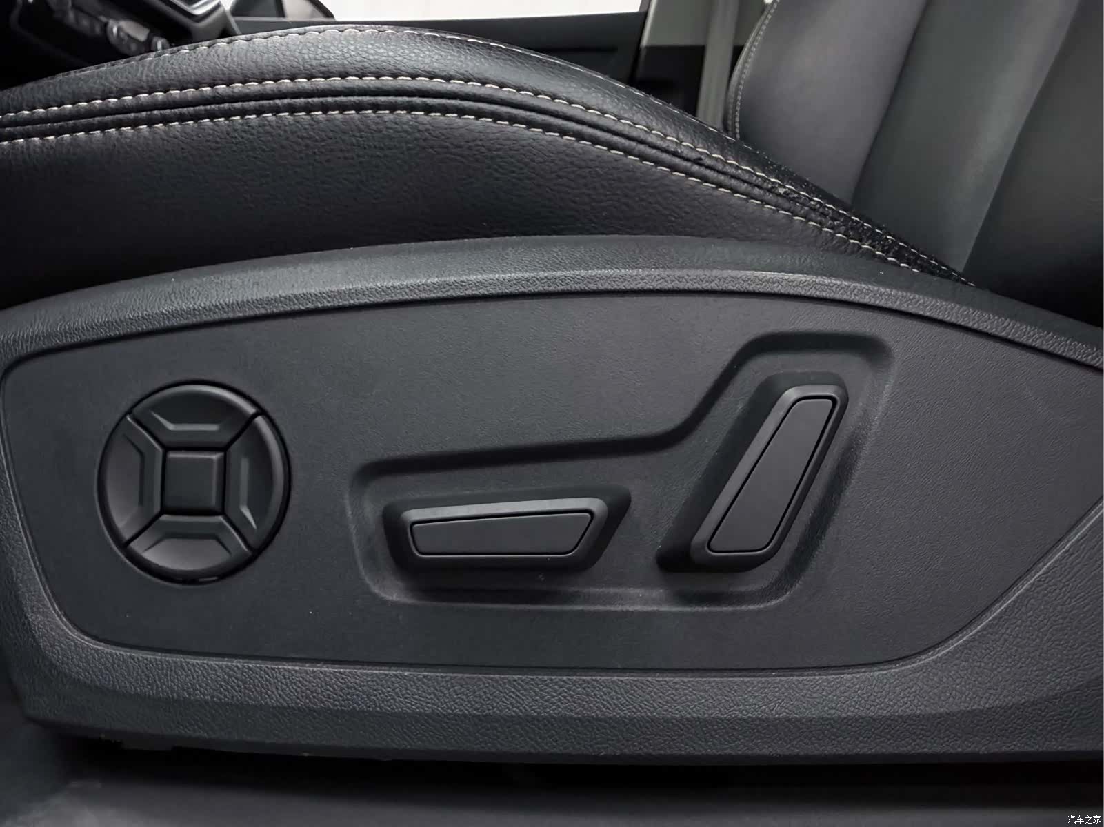 Audi Q3, 2021 16