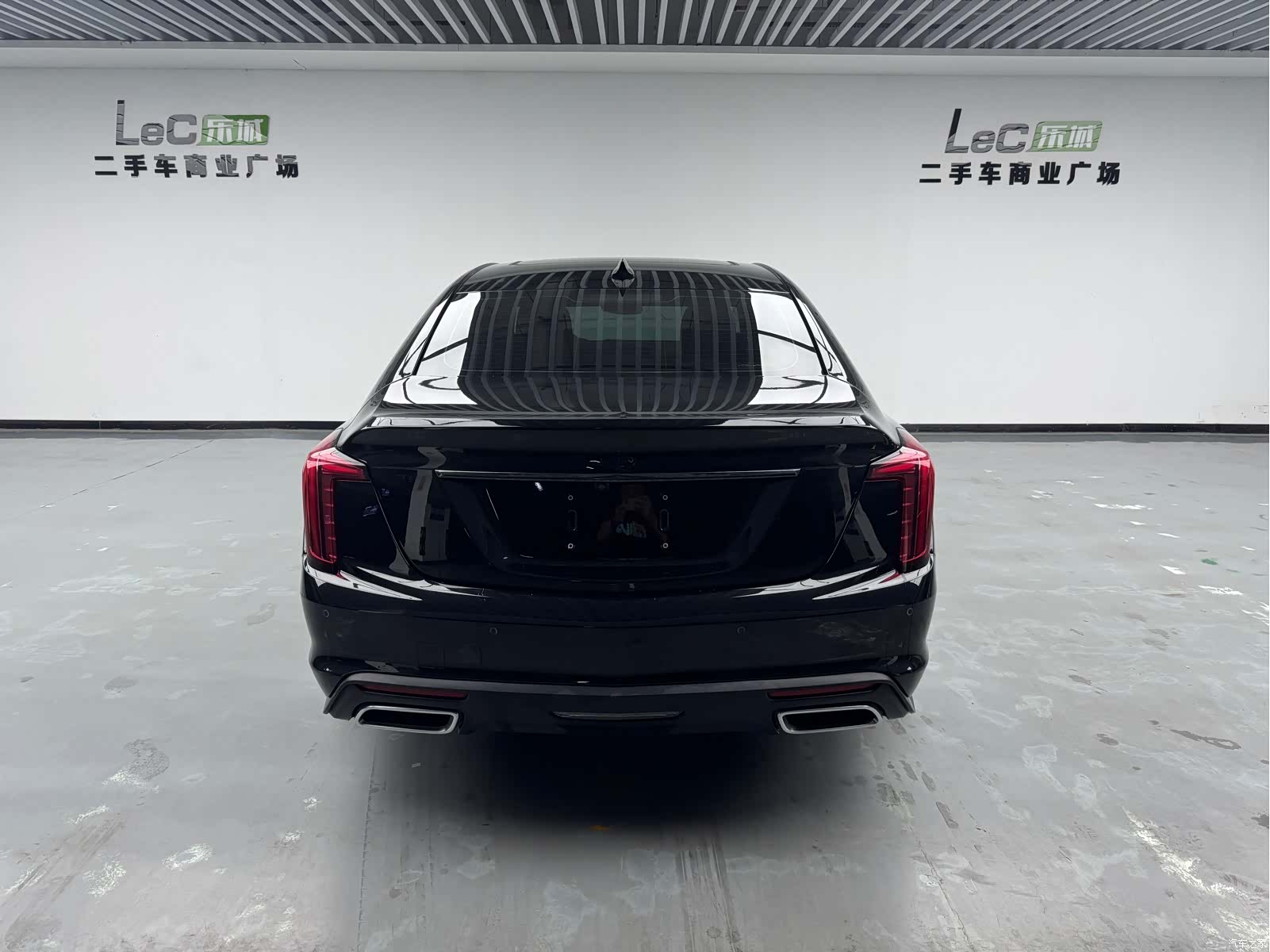 Cadillac CT5, 2023 все фото