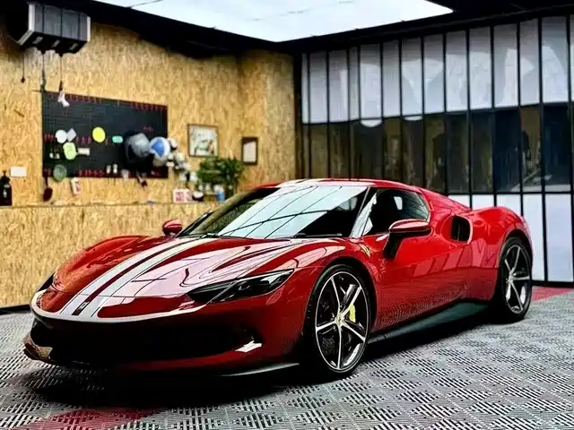 Ferrari 296 2024 — купить из Китая под заказ
