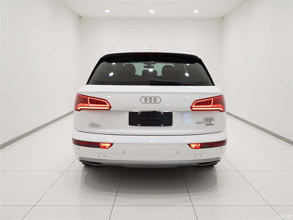 Audi Q5L, 2019 6