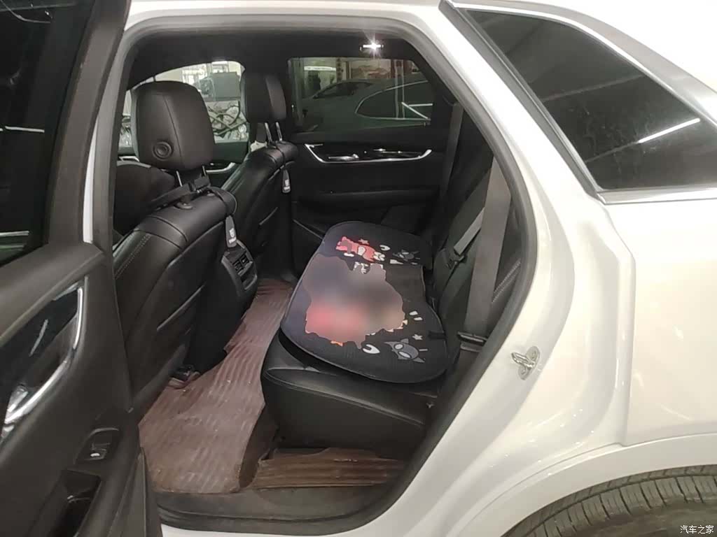 Cadillac XT5, 2022 17