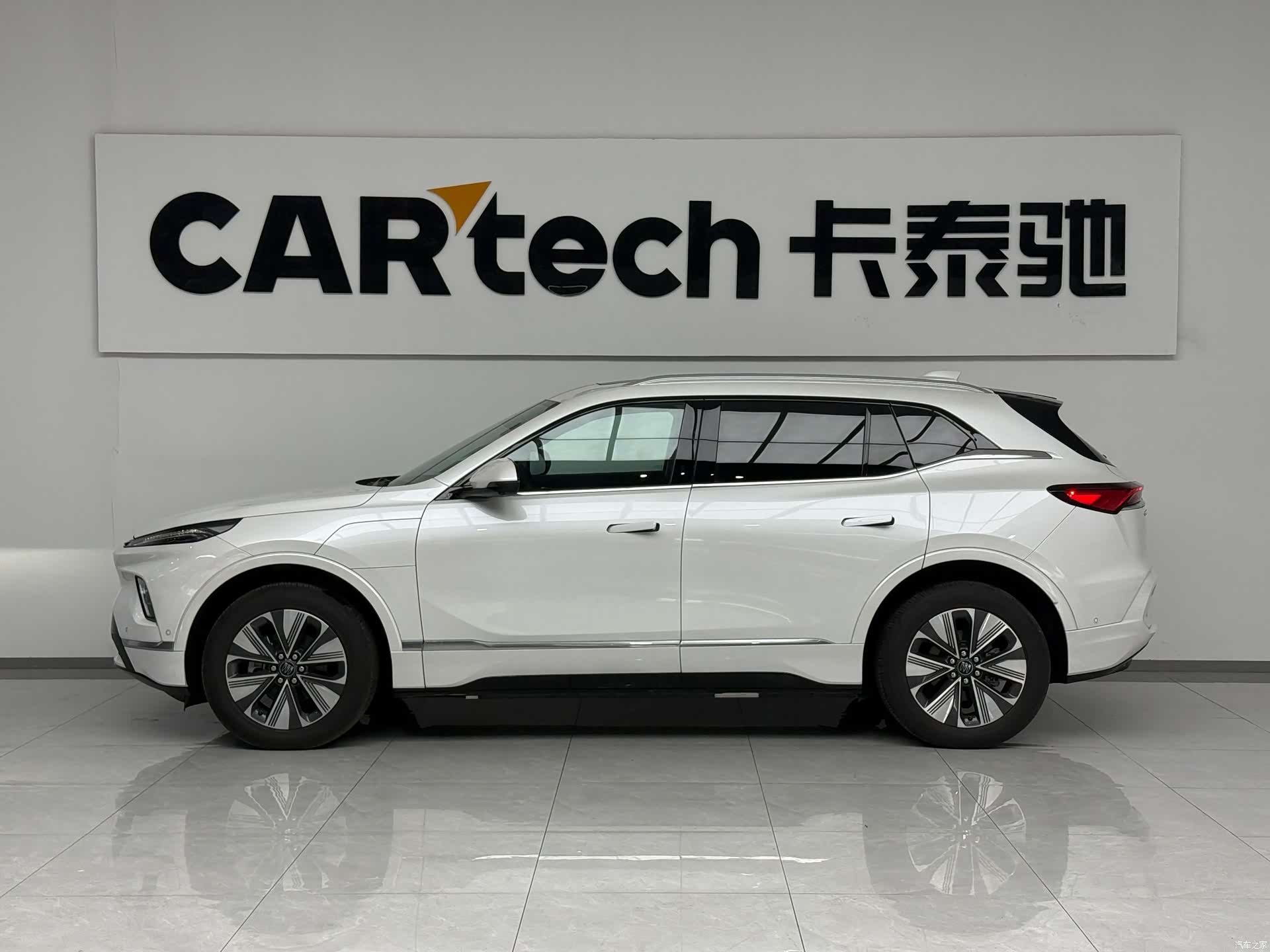 Buick E5, 2025 4