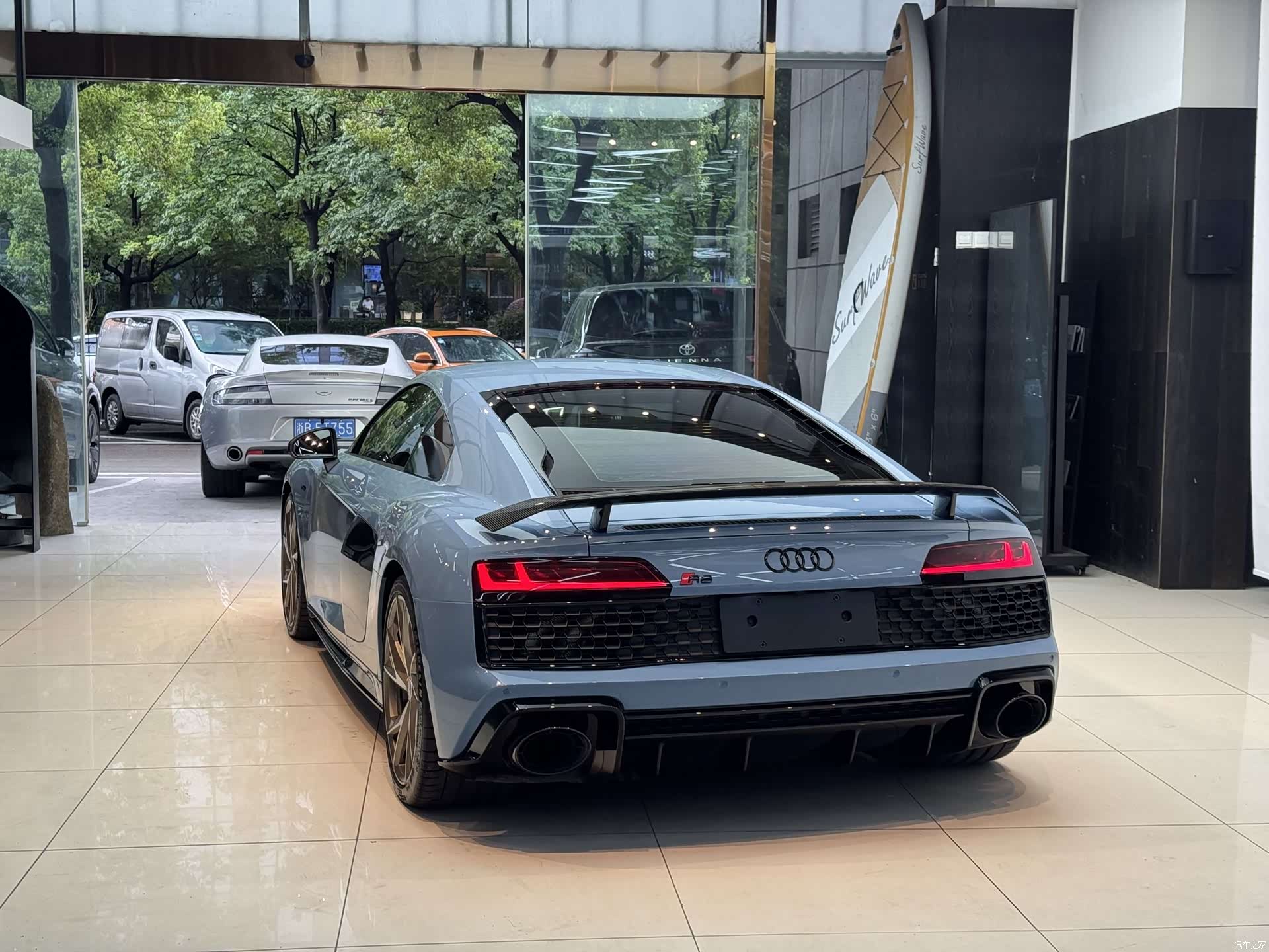 Audi R8, 2023 6