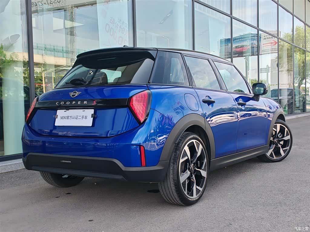 Mini Cooper, 2024 13