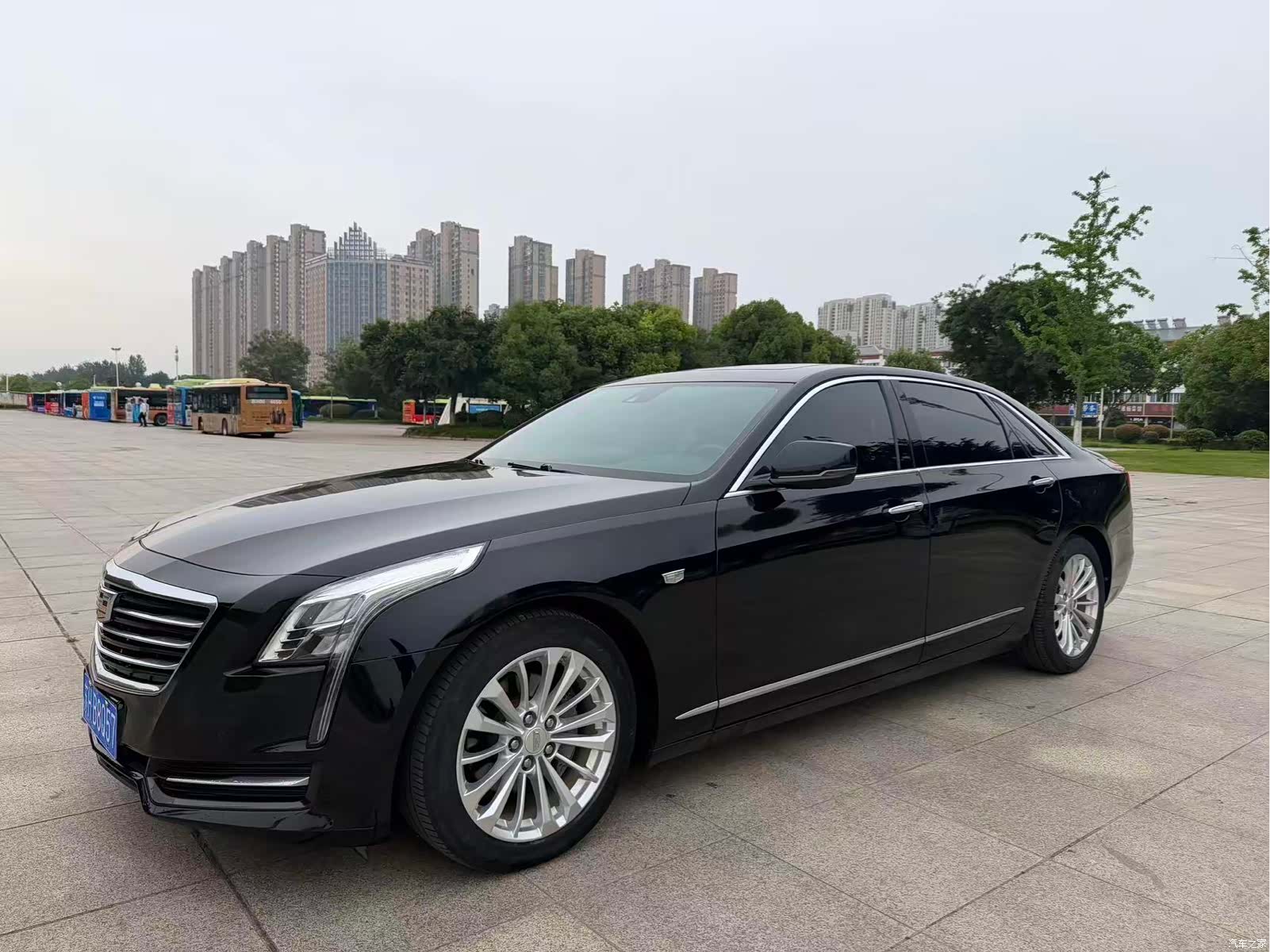 Cadillac CT6, 2017 1
