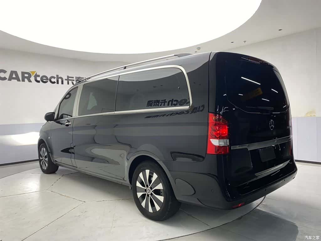 Mercedes-Benz 7, 2024 7