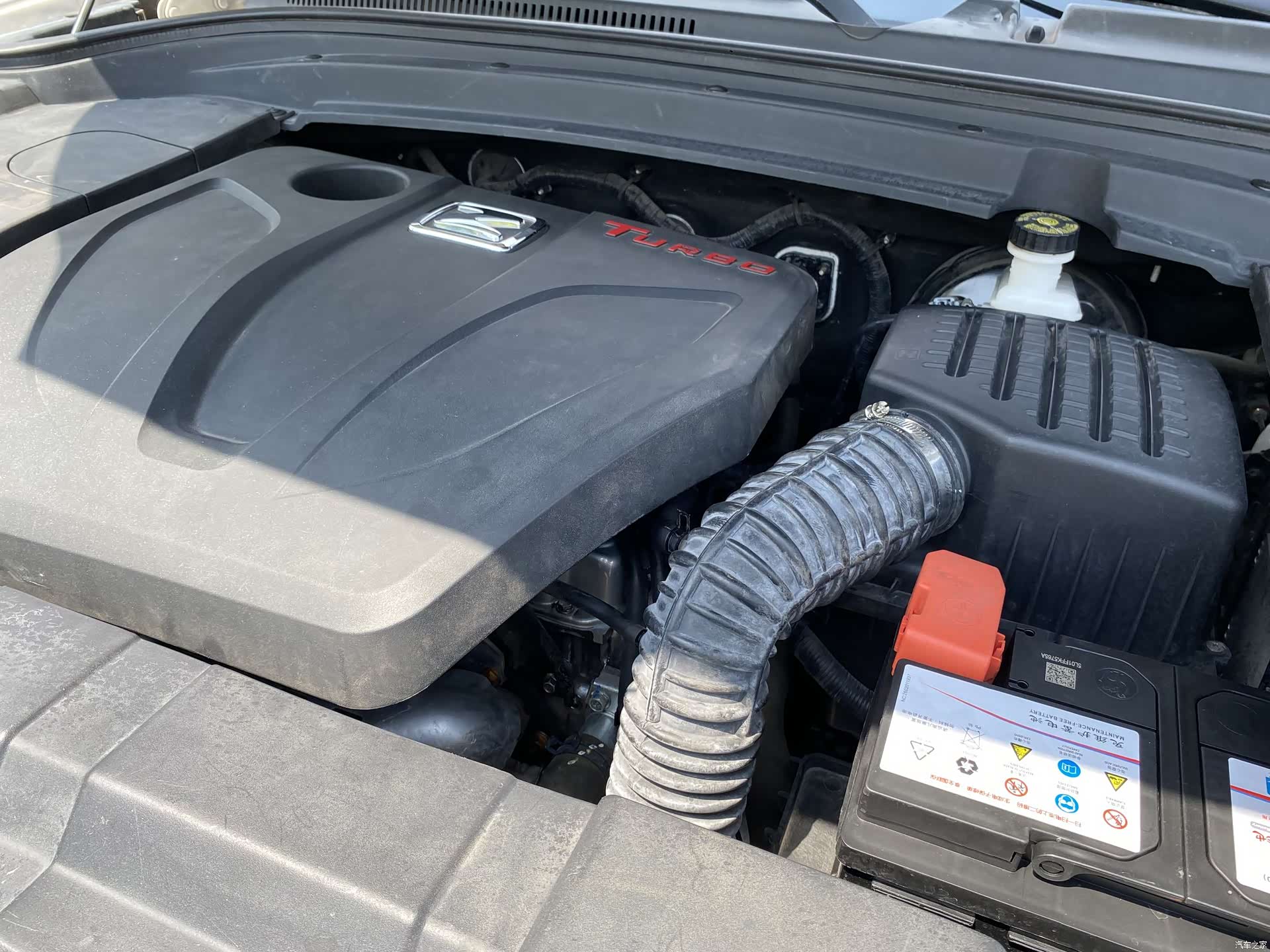 Zotye SR9, 2017 23