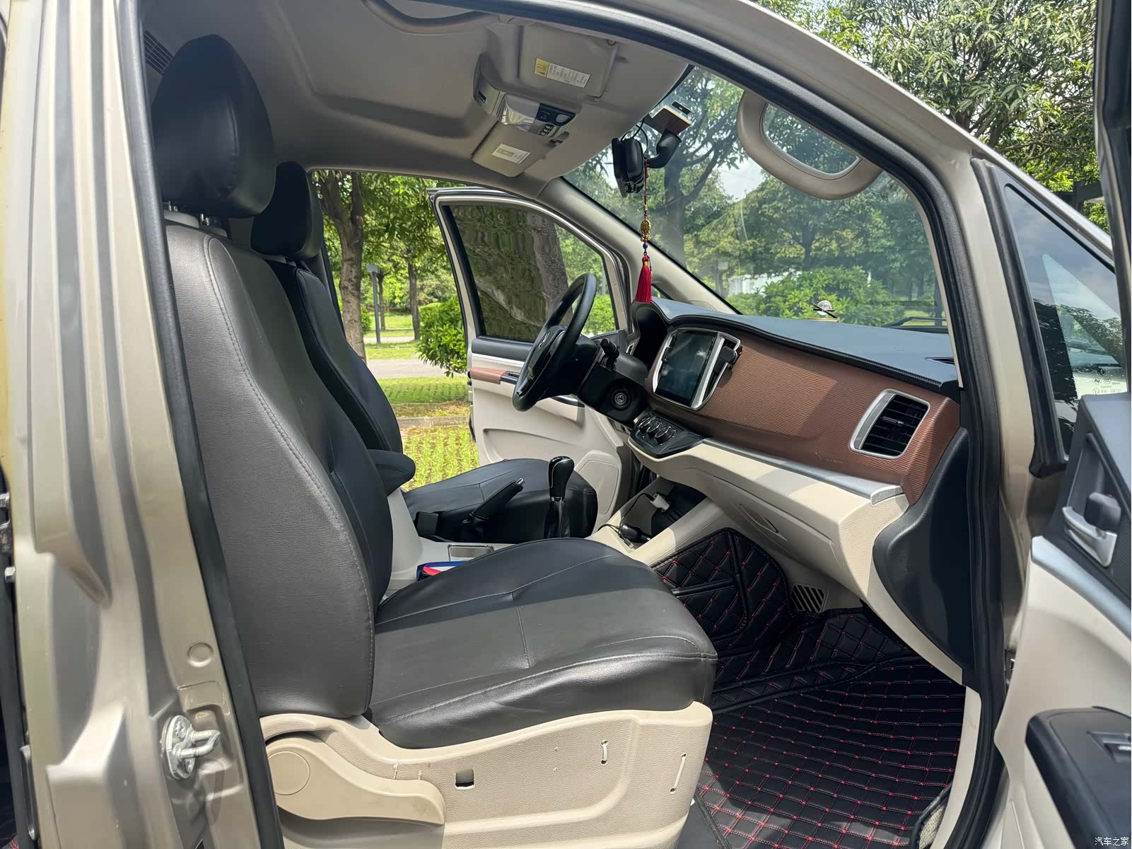 DongFeng M5L, 2021 10