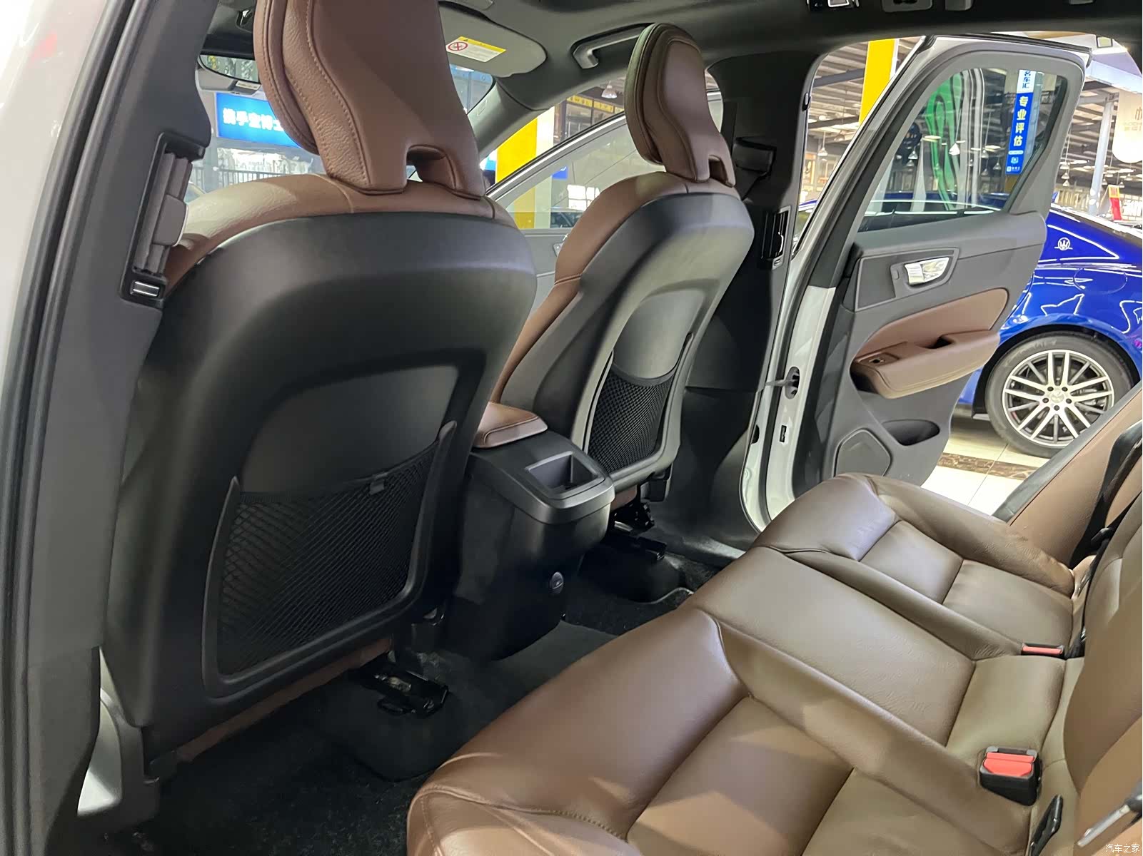 Volvo XC60, 2023 11