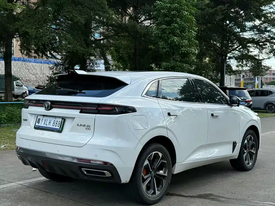 Changan UNI-K Smart iDD