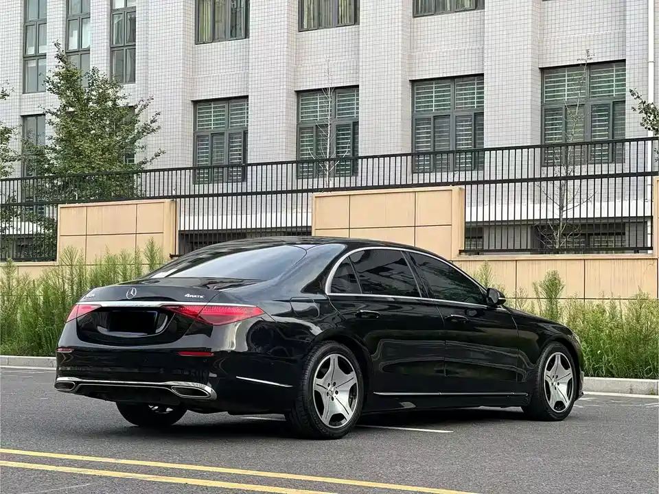 Mercedes-Benz S-class Mercedes-Benz S-class