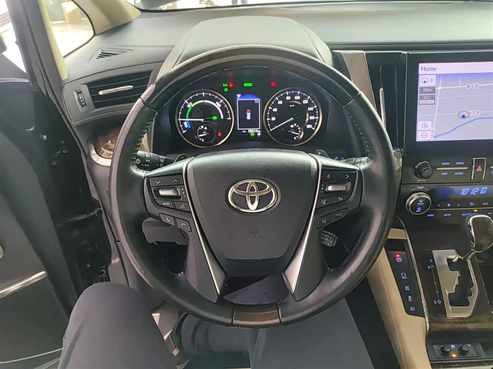 Toyota Elfa