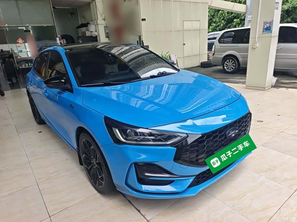 Ford Focus, 2022 4
