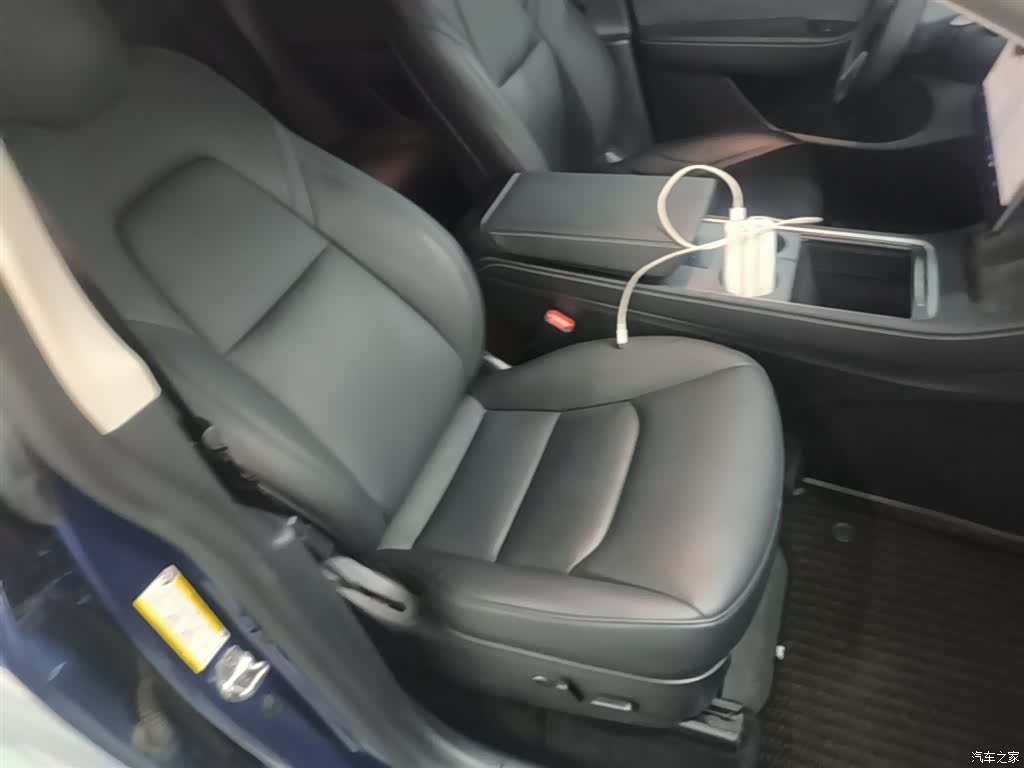 Tesla Model Y, 2021 25