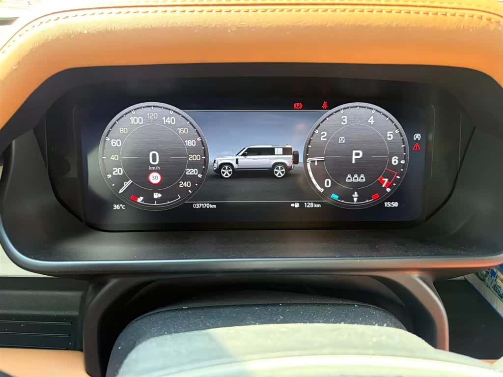 Land Rover Defender, 2023 4