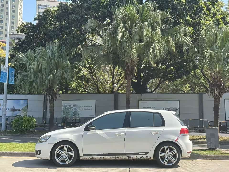 Volkswagen golf