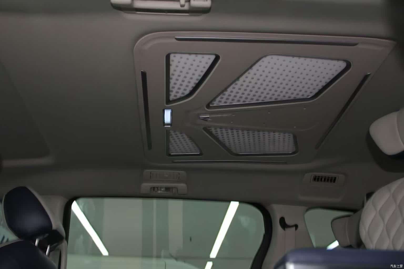 Buick GL8, 2022 12