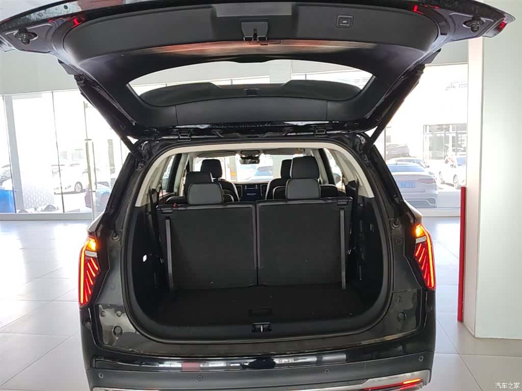 Hongqi HS7, 2024 19
