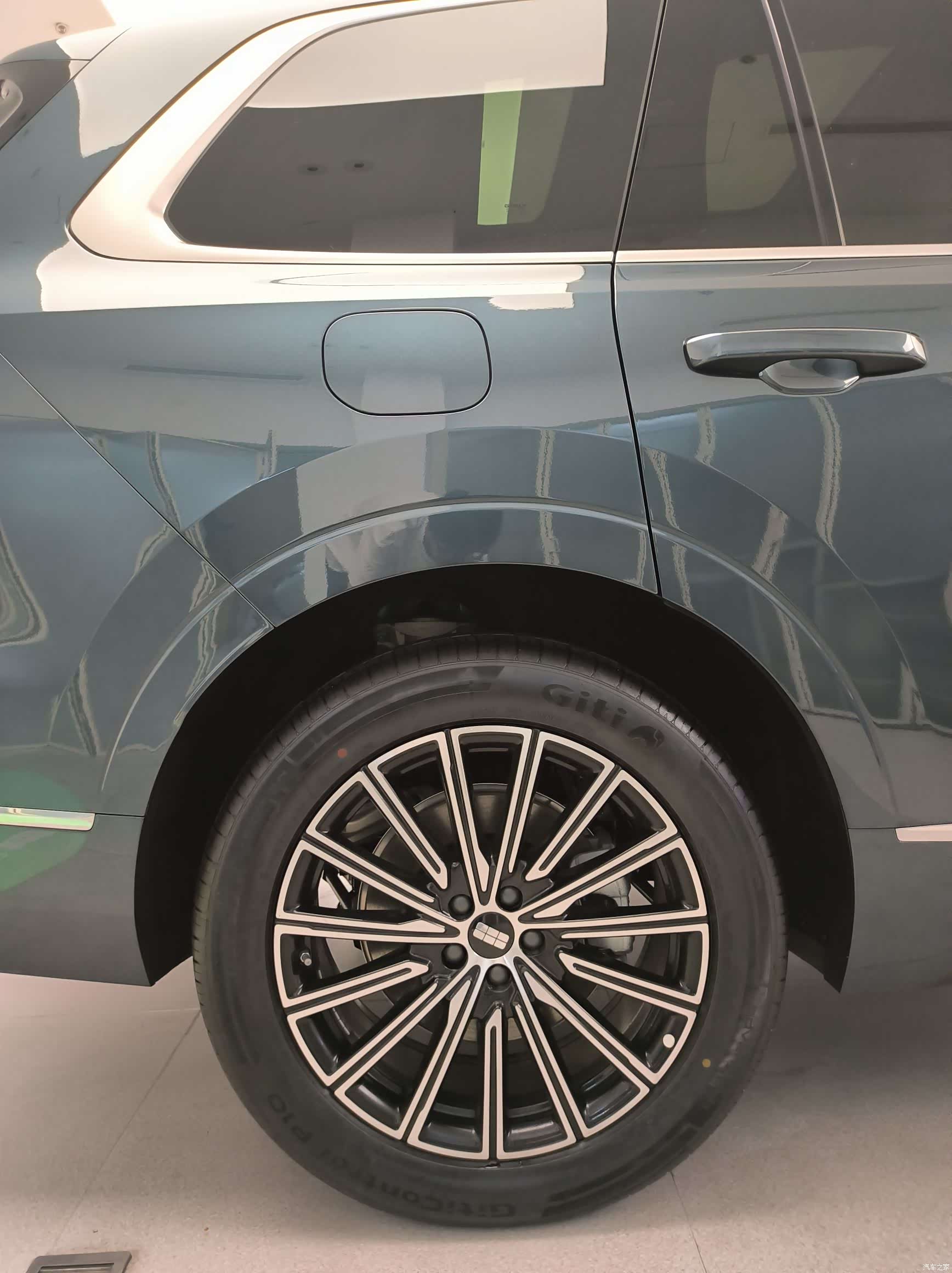 Geely M9, 2026 27