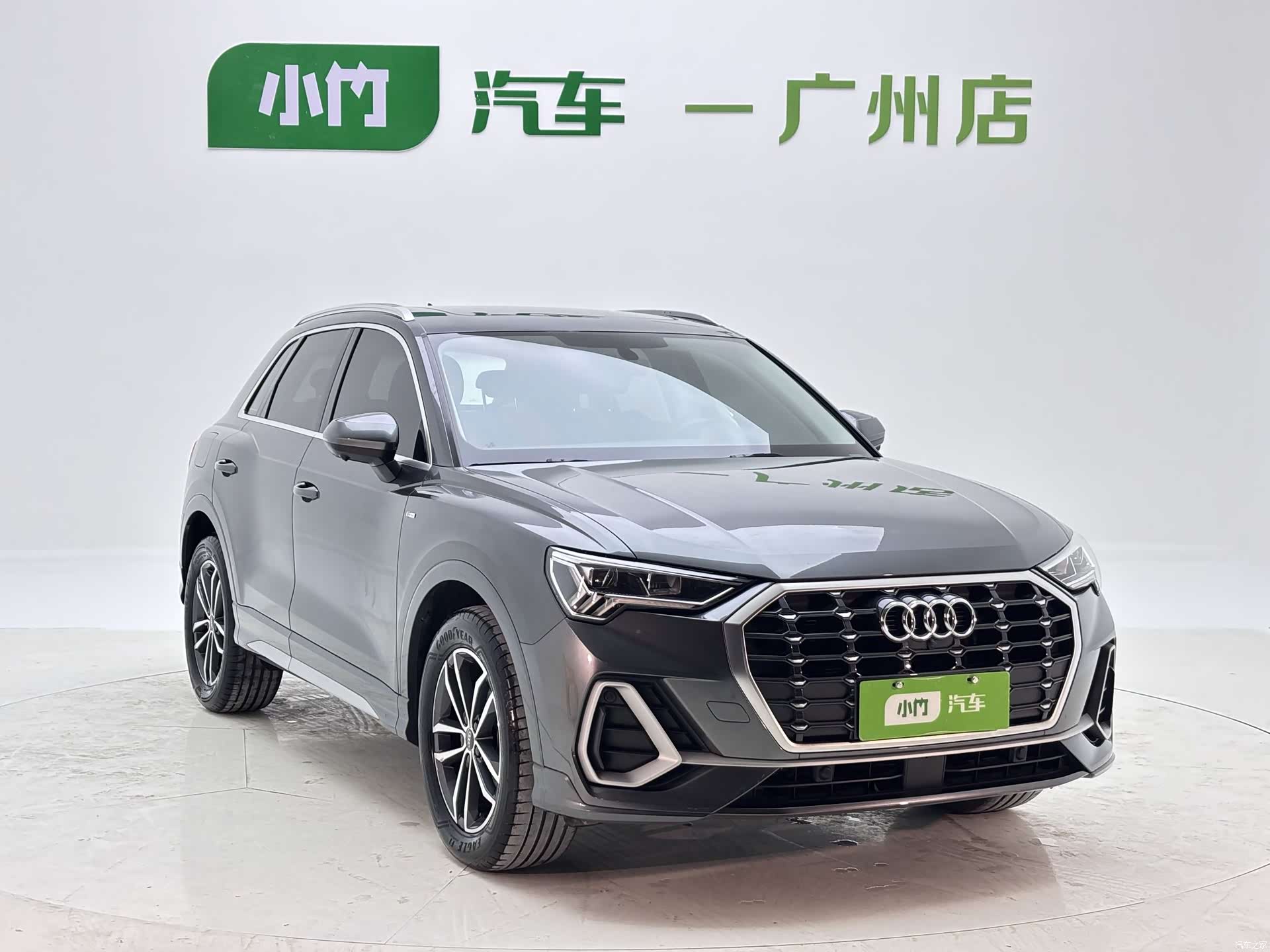 Audi Q3, 2022 4
