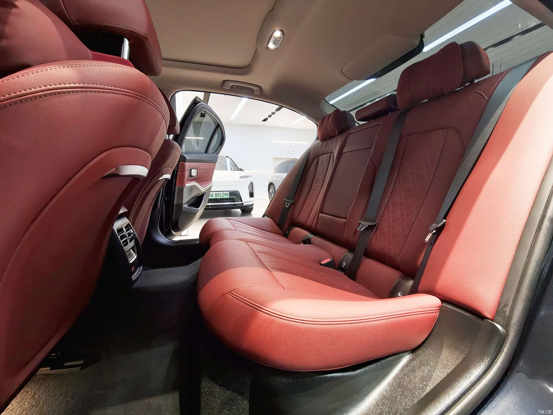 BMW i3, 2024 10