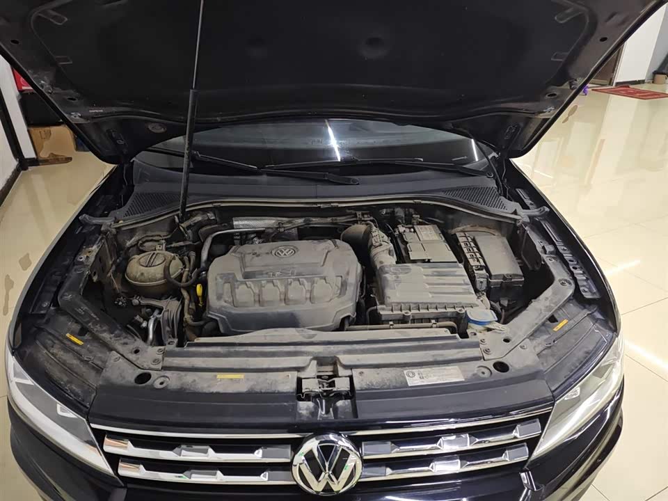 Volkswagen Tiguan L