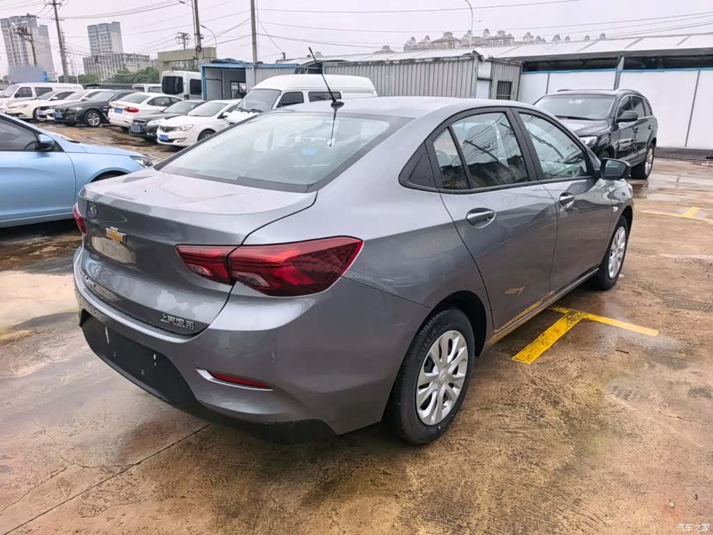 Chevrolet 320, 2021 7