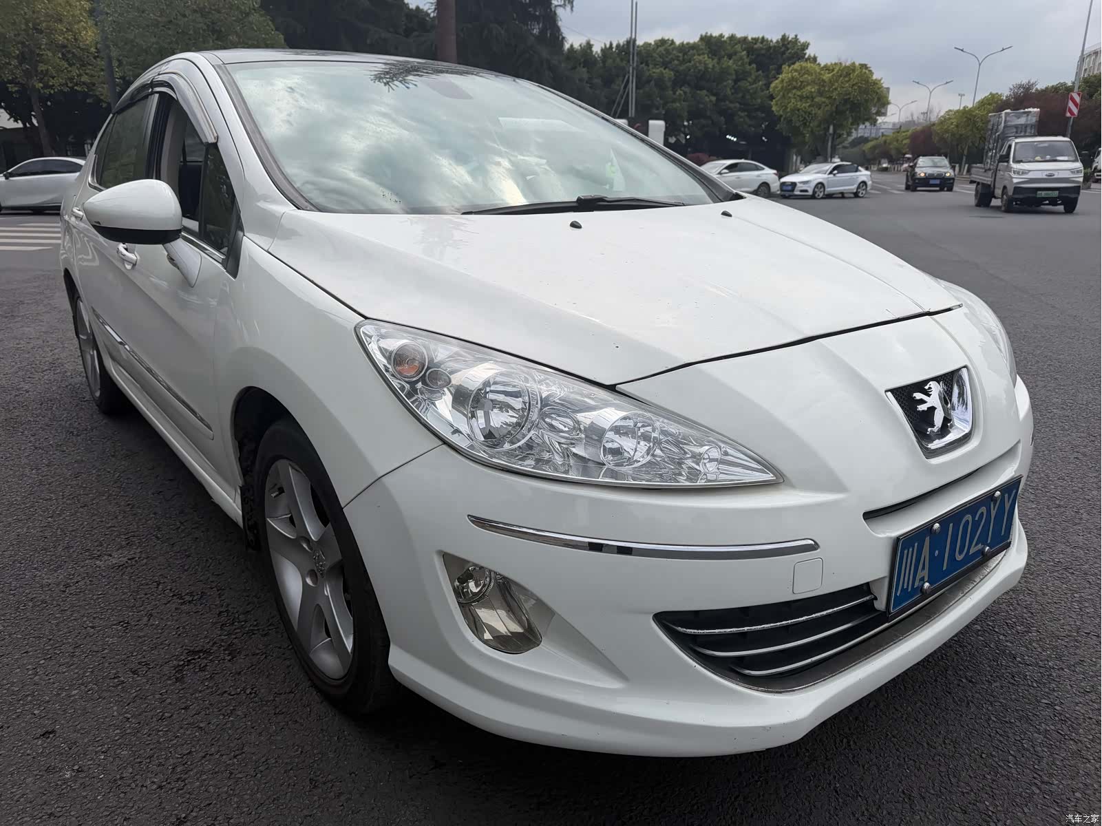 Peugeot 408, 2012 3