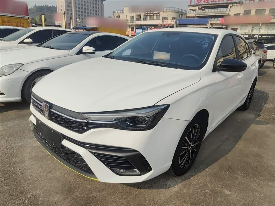 Roewe i5