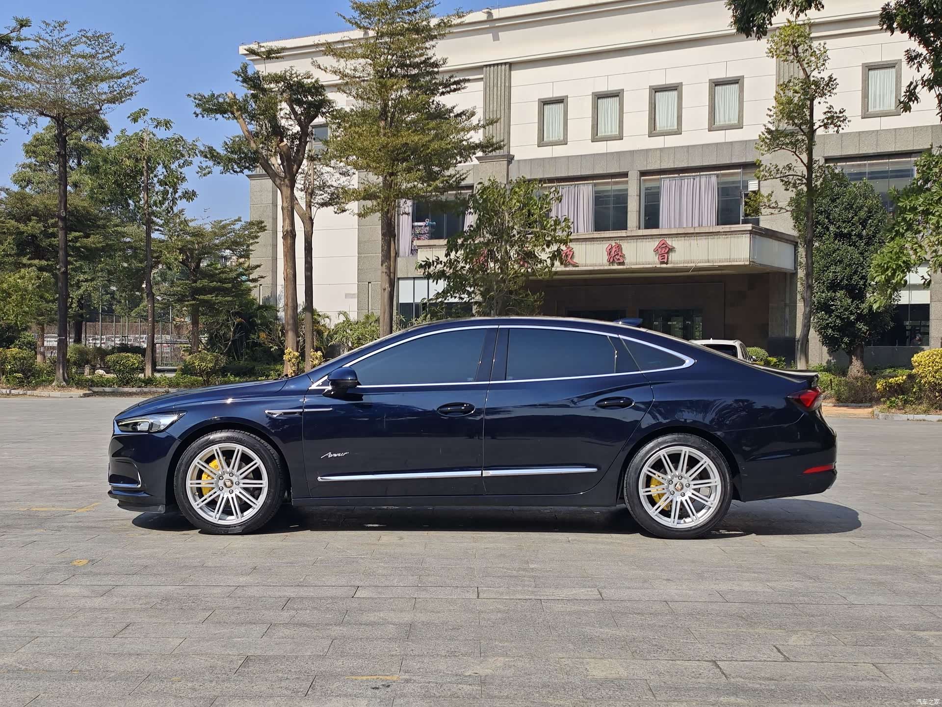Buick LaCrosse, 2022 4