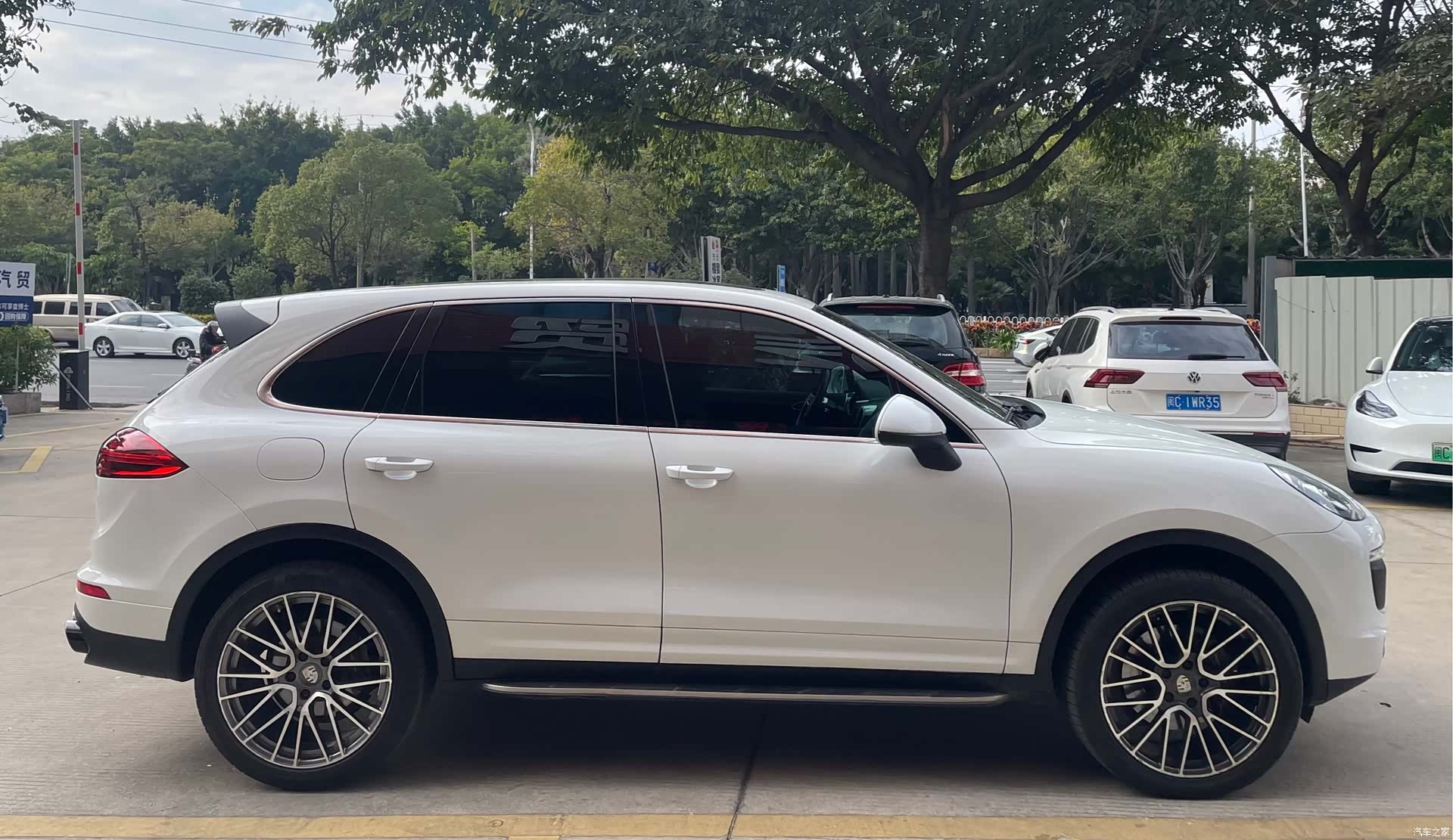 Porsche Cayenne, 2017 все фото