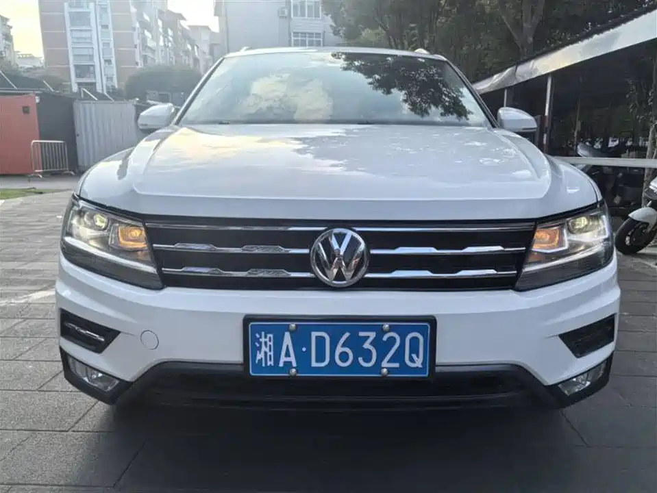 Volkswagen Tiguan L