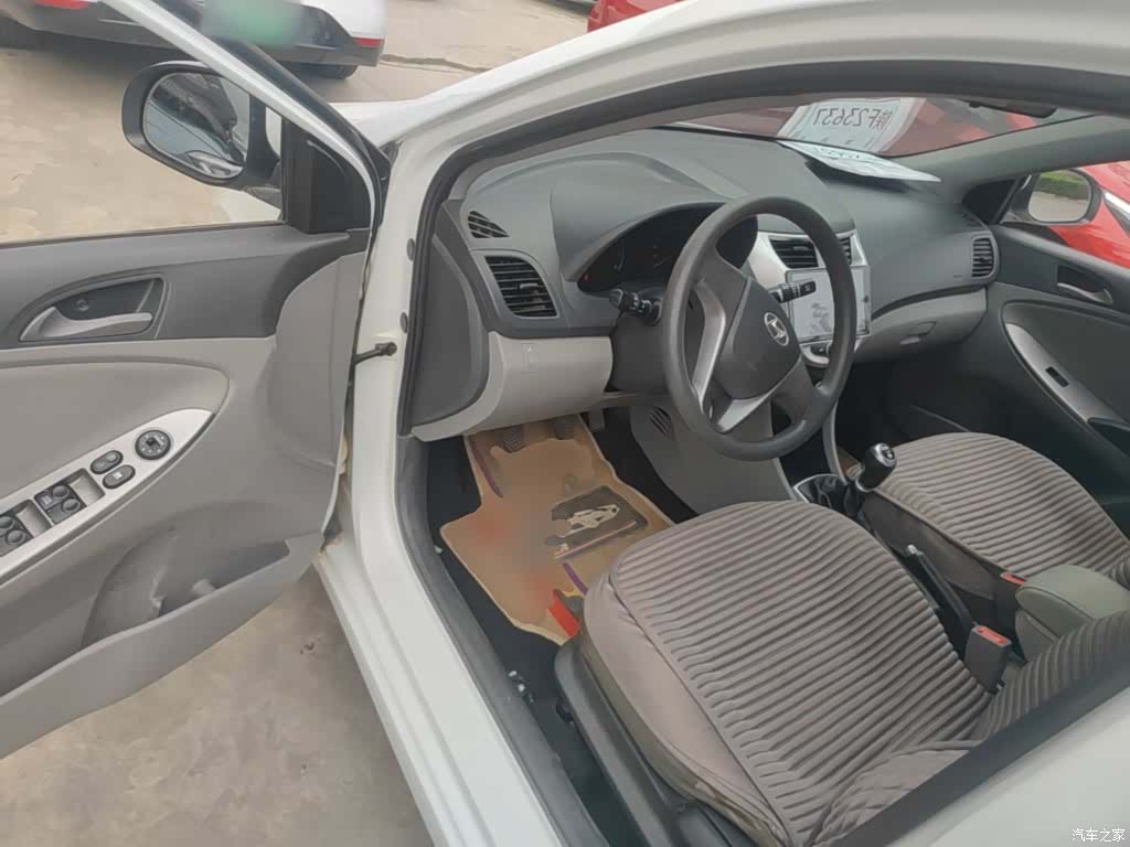 Hyundai GLS, 2016 16