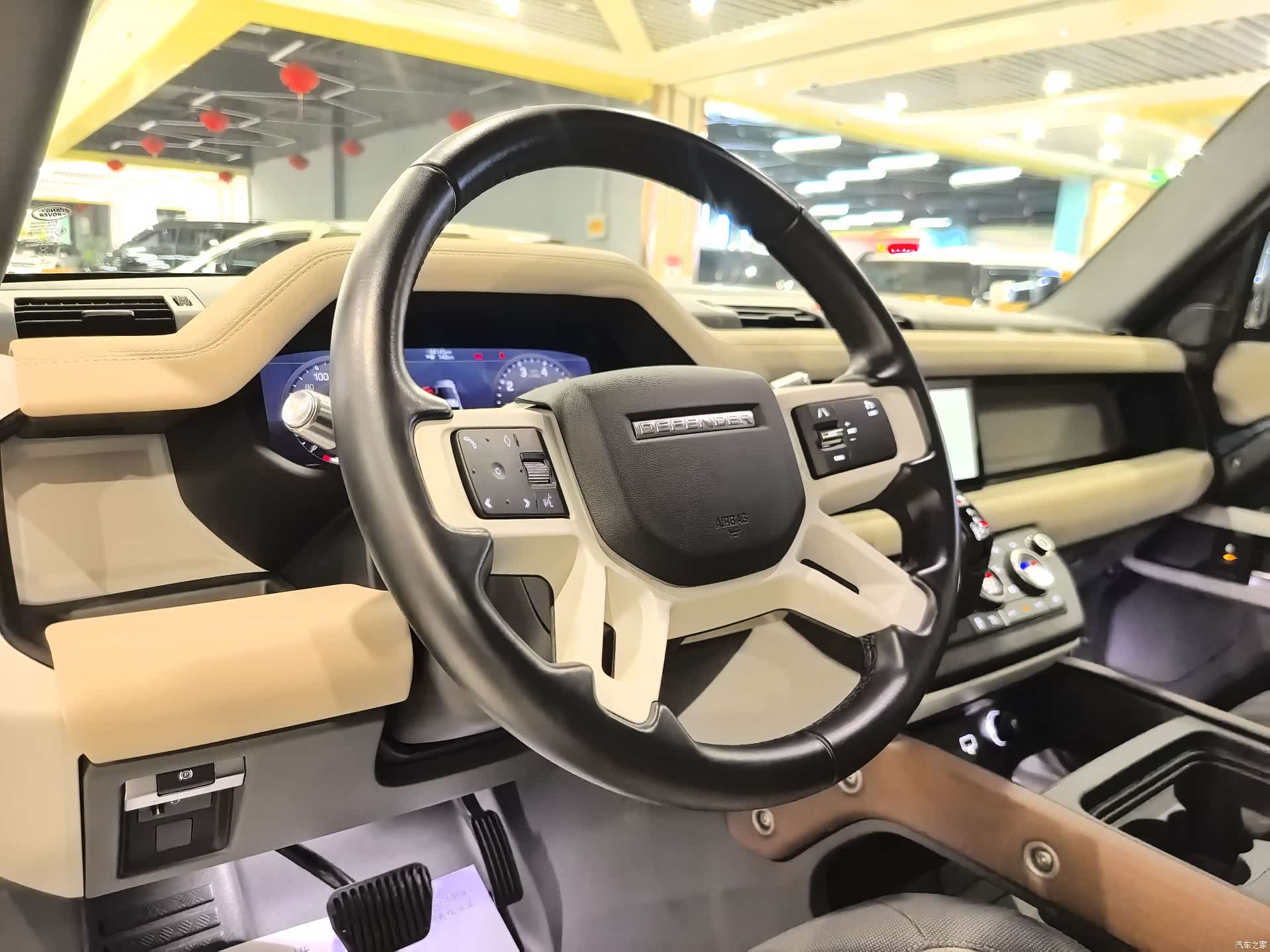 Land Rover Defender, 2022 6